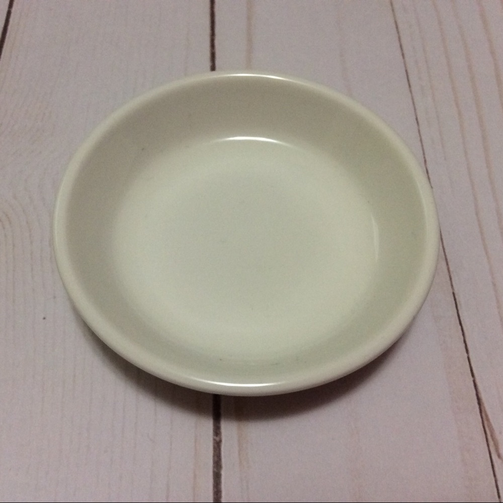 Lot of 8 Ring Dishes